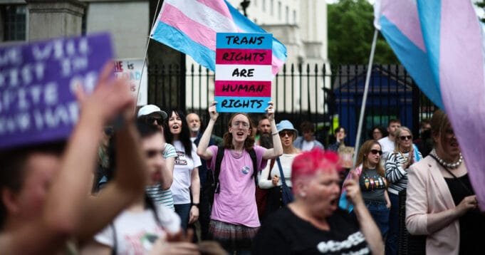 250711-transgender-rights-UK-aa-116-01c099.jpg