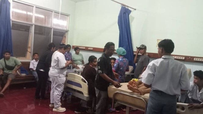 688167d4e1662-sejumlah-siswa-korban-keracunan-mbg-dirawat-di-rs-karitas-tambolaka-ntt_665_374.jpg