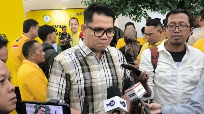 6882200cbeea6-eks-anggota-dpr-ri-dari-fraksi-pdi-perjuangan-pdip-arteria-dahlan_665_374.jpg