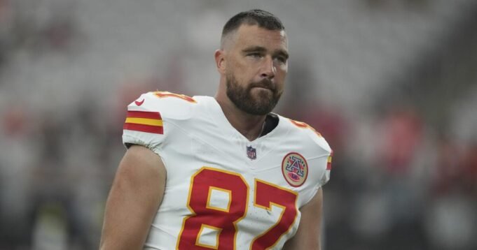 1755038901_urlhttps3A2F2Fcalifornia-times-brightspot.s3.amazonaws.com2F902Fca2F26c1d201436ca413f54d0f9151342Fchiefs-cardinals-football-61323.jpg
