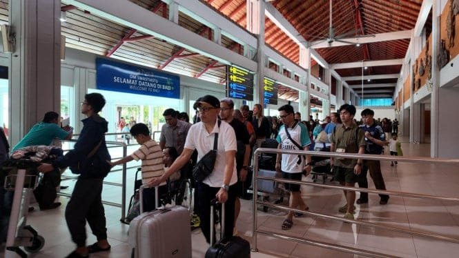 67e5317def86c-selama-nyepi-bandara-ngurah-rai-hentikan-sementara-operasional-penerbangan-selama-24-jam_665_374.jpg