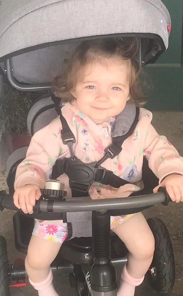 102346193-15122109-Isabelle_Rose_Welsh_died_earlier_this_month_in_Thornaby_Teesside-a-1_1758544130502.jpg