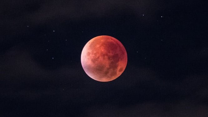 5a700c484392e-gerhana-bulan-total_665_374.jpg