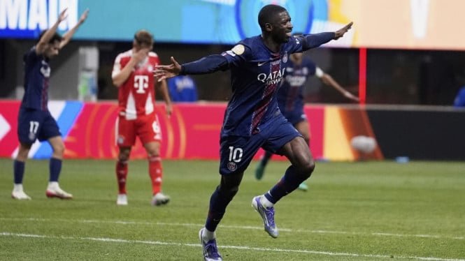 6869805d1bc3f-pemain-psg-ousmane-dembele-rayakan-gol-ke-gawang-bayern-munich_665_374.jpg