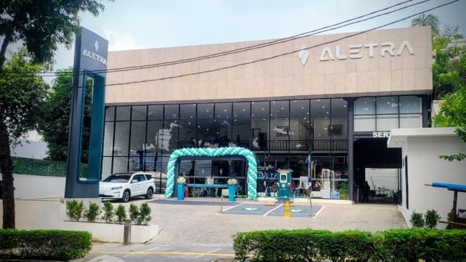 68caba11ab08e-diler-aletra-kemang-jakarta-selatan_665_374.jpeg