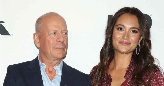 Emma-Heming-Willis-Sas-She-and-Bruce-Share-Language.jpg