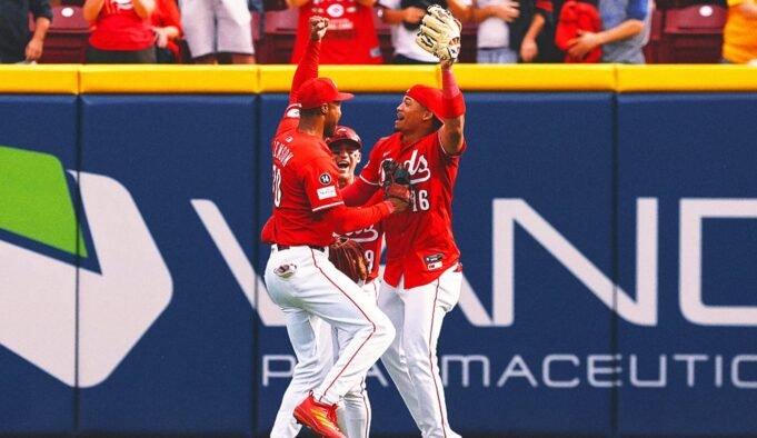 reds_horizontal.jpg