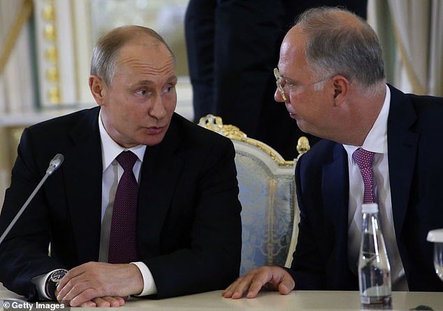 103108203-15205331-Top_Kremlin_official_Kirill_Dmitriev_celebrated_Pete_Hegseth_s_R-a-1_1760827156890.jpg