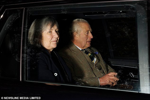103115593-15207237-King_Charles_was_pictured_arriving_at_Crathie_Kirk_church_near_h-a-24_1760940935231.jpg