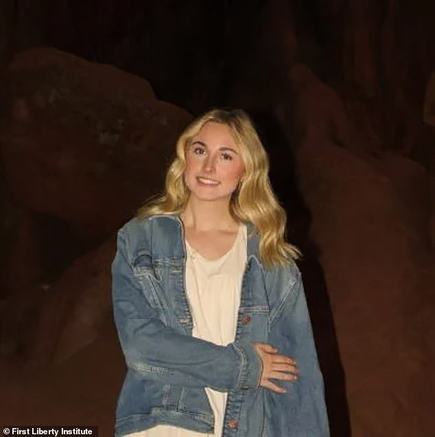 103326553-15228683-Sophia_Shumaker_a_senior_at_Rampart_High_School_was_barred_from_-a-1_1761505028367.jpg