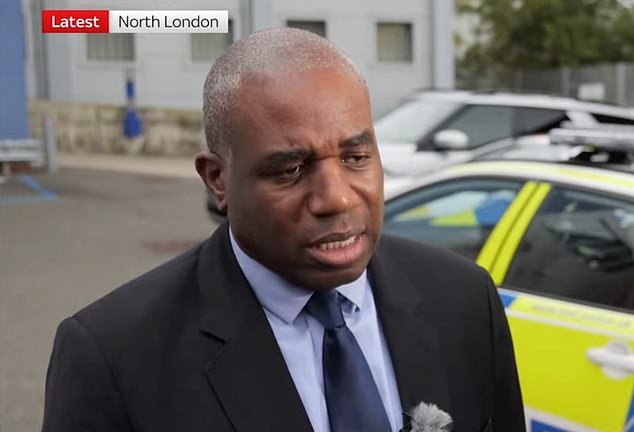 103327277-15228533-Justice_Secretary_David_Lammy_today_visited_Wood_Green_Police_St-m-19_1761495310021.jpg
