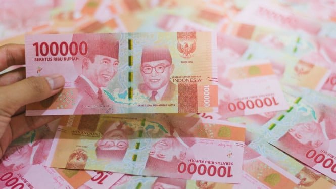 1760583259_6744395e267e2-ilustrasi-uang-rupiah_665_374.jpg