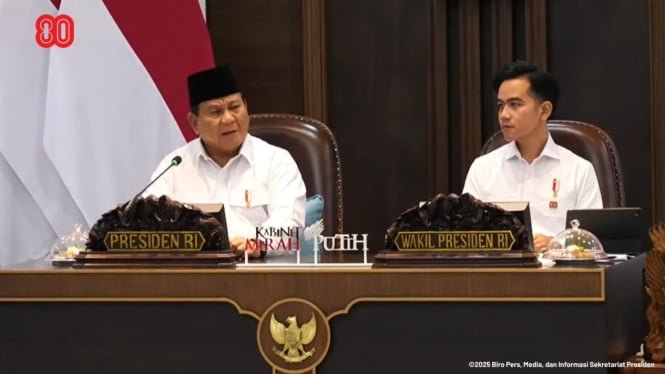 1760873298_68931761a3309-presiden-dan-wapres-ri-prabowo-subianto-dan-gibran-rakabuming-raka_665_374.jpg