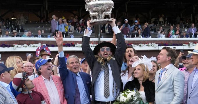 1761635240_urlhttps3A2F2Fcalifornia-times-brightspot.s3.amazonaws.com2Fa52F4c2Feec5226546a4bb4bd2d23456d6c32Fbelmont-stakes-horse-racing-67238.jpg
