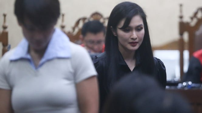 6707584a0b047-sandra-dewi-bersaksi-di-persidangan-harvey-moeis_665_374.jpg