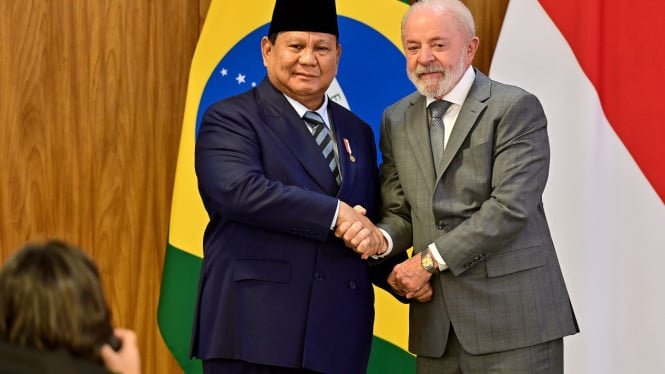 686f1b24d0ce8-prabowo-undang-presiden-brasil-ke-indonesia-rayakan-ultah-bareng-oktober-2025_665_374.jpg