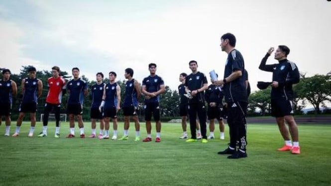 68937067eac04-shin-tae-yong-pimpin-latihan-ulsan-hd_665_374.jpeg