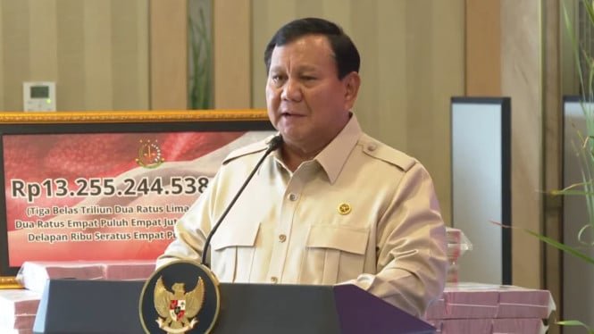 68f5b718ccf52-presiden-prabowo-subianto_665_374.jpg