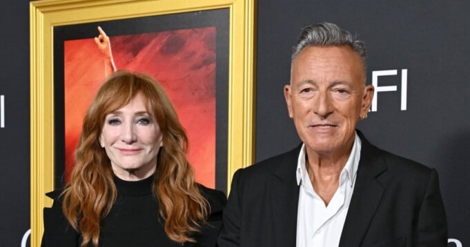 Inside-Bruce-Springsteen-s-Marriage-History-After-Being-Married-Twice-inline-1.jpg