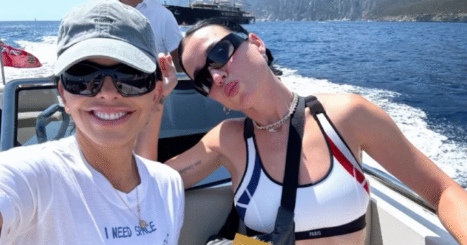 Lauren-Sanchez-Celebrates-Her-Girl-Katy-Perrys-Birthday-1.png