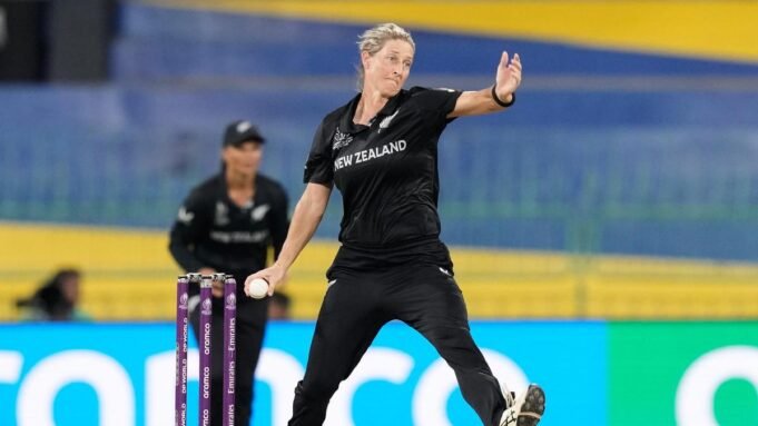 Sri_Lanka_Womens_Cricket_WCup_23449.jpg