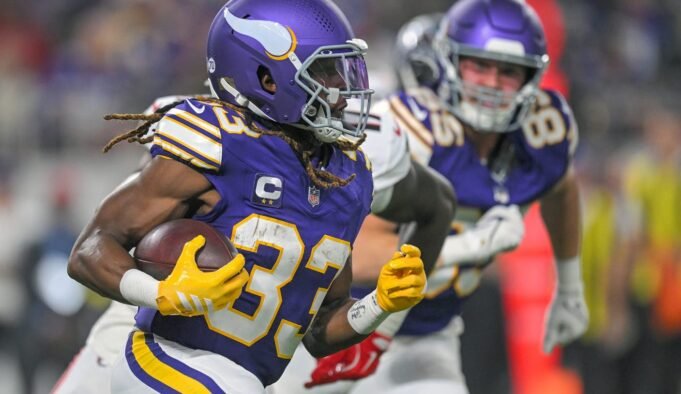 aaron-jones-scaled.jpg