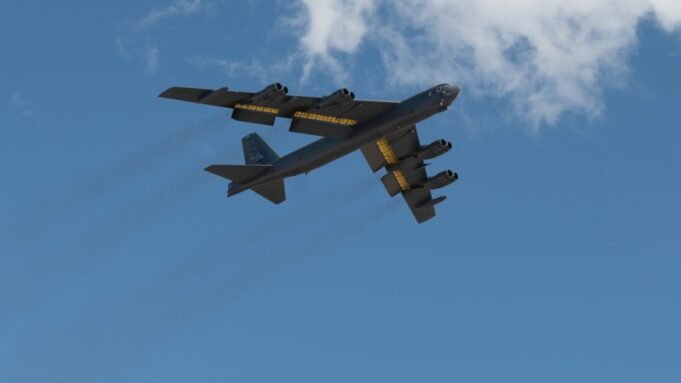 b-52-1-ht-gmh-251016_1760640085697_hpMain_16x9.jpg