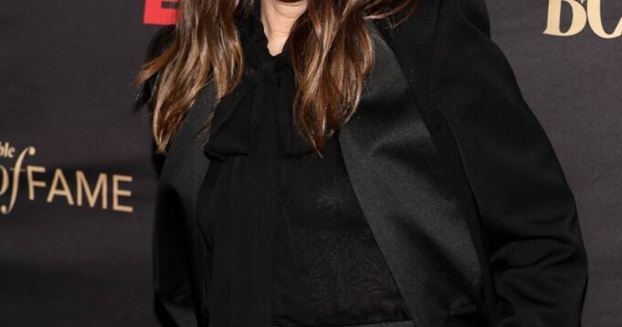 drew-barrymore-2238434939.jpg