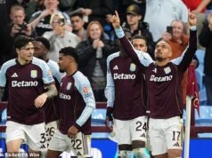 Detenciones, protestas y un ambiente desagradable hicieron que esta jornada no fuera normal. Puede que el Aston Villa haya vencido al Maccabi Tel Aviv por 2-0, pero era un partido que ambos equipos querían evitar, escribe TOM COLLOMOSSE