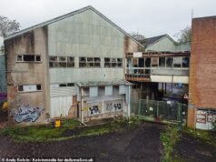 Las familias que viven a la sombra del “Chernobyl de Rochdale” dicen que están siendo acosadas por exploradores urbanos y camiones volquete que se benefician del horror del amianto.