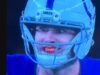 El mariscal de campo estrella de la NFL, Daniel Jones, genera preocupación en los fanáticos después de intentar jugar con una lesión facial sangrienta