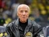 El legendario entrenador y jugador de la NBA Lenny Wilkens falleció a la edad de 88 años.