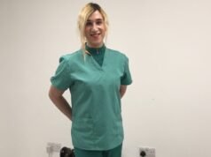 Revelado: Correos electrónicos siniestros enviados por una mujer trans mientras acechaba al cirujano que realizó su cirugía de reasignación de género