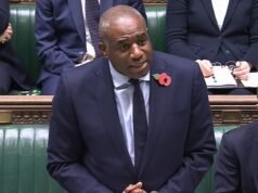 David Lammy admite que 91 prisioneros fueron liberados por error en sólo siete meses, mientras FINALMENTE se enfrenta a un interrogatorio de los parlamentarios.
