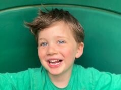 El padre de un niño muerto por la caída de un árbol en un parque de juegos describe el último acto desesperado para intentar salvarlo