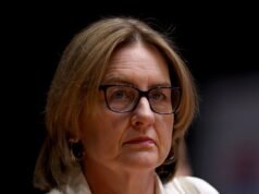 Los NIÑOS que cometan delitos graves serán sentenciados como ADULTOS según las nuevas leyes introducidas en Victoria.