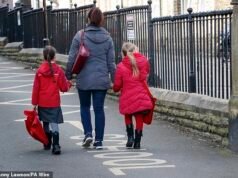 GUY ADAMS: Los hechos que demuestran que el límite superior de las prestaciones por dos hijos no ha sumido a medio millón de jóvenes en la “miseria”