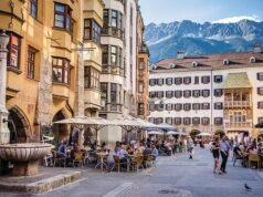 El fisioterapeuta que acarició los senos de una paciente y se metió uno en la boca fue absuelto después de que el juez admitiera que se trataba de una «investigación académica»