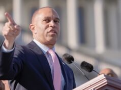 La Cámara vota para poner fin al confinamiento más largo en la historia de EE.UU. y envía el proyecto de ley al escritorio de Trump