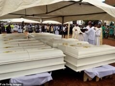 Los cristianos de Nigeria suplican ayuda a Trump antes de ser aniquilados mientras los cadáveres se acumulan y las aldeas desaparecen