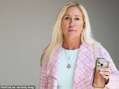 Marjorie Taylor Greene recibe amenaza de bomba casera y entregas de pizza falsas después del ‘silbato para perros’ de Trump