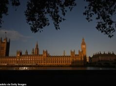 QUENTIN LETTS: Cómo el presidente fue emboscado en un oscuro complot para trasladar a los parlamentarios de Westminster para una reforma de 20 años que los críticos temen que sea «otro HS2»