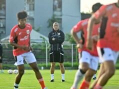 La felicidad de Nova Arianto a pesar de que la selección indonesia sub-17 fue masacrada por Brasil