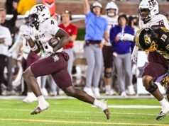 Mike Elko se enoja con el pasado e insta a Texas A&M a «terminar»