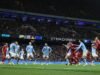 Revisión del VAR: Por qué anularon el gol de Van Dijk al Liverpool y el penalti de Doku