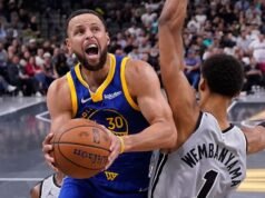 Curry vuelve a encender a los Spurs y remonta a los Warriors en una velada de 49 puntos