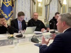 Funcionarios estadounidenses se reúnen con delegación rusa después de que los ucranianos modificaran el borrador del acuerdo de paz