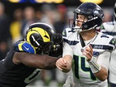 El LB Ernest Jones IV de los Seahawks tiene un mensaje contundente para los críticos del QB Sam Darnold después del Juego 4-INT: ‘Que te jodan’