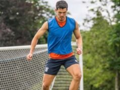 Elkan Baggott es brillante y lleva al Ipswich Town a lo más alto de la tabla de la Premier League 2