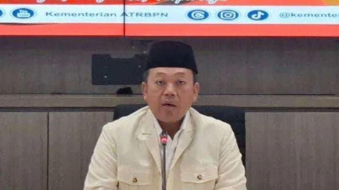 689b2828b4431-konferensi-pers-menteri-atr-nusron-wahid-selasa-12-8-2025_665_374.jpg